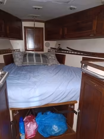 forepeak double berth