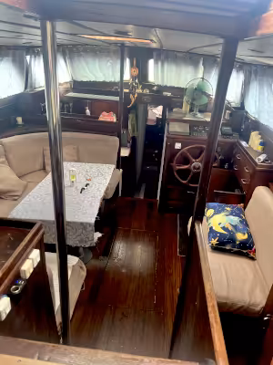 Clean Open Deck Moody 52