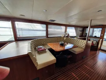 guest area seating and tables